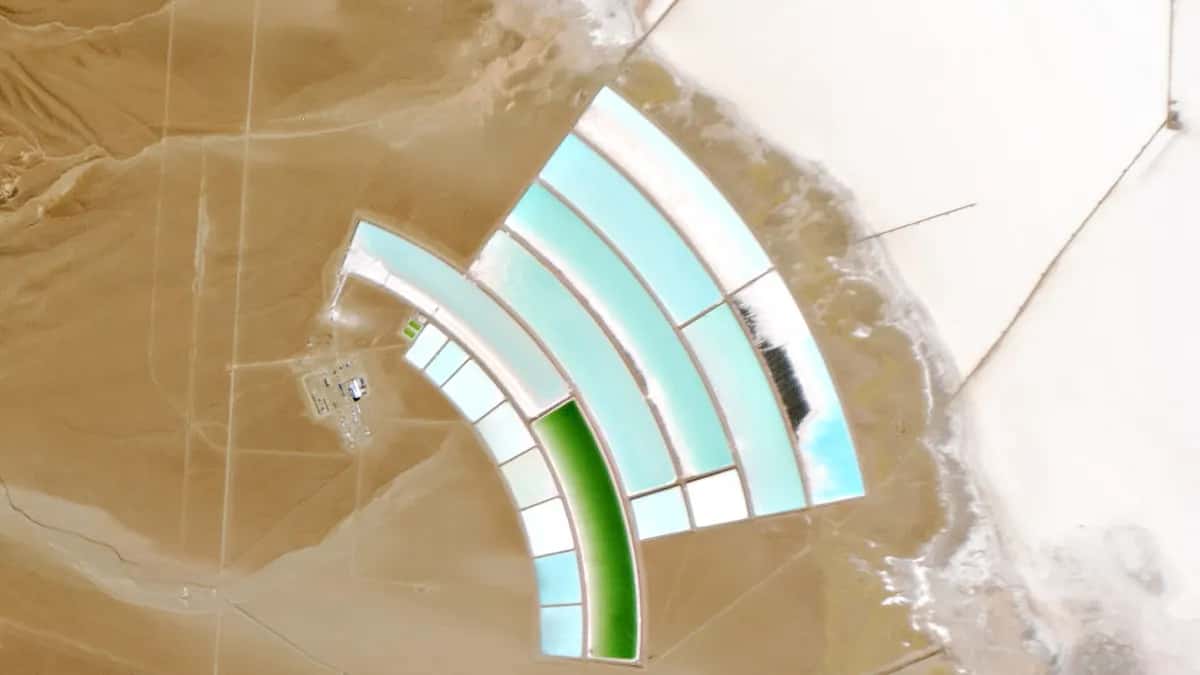 Satellite image of lithium evaporation ponds on a salt flat