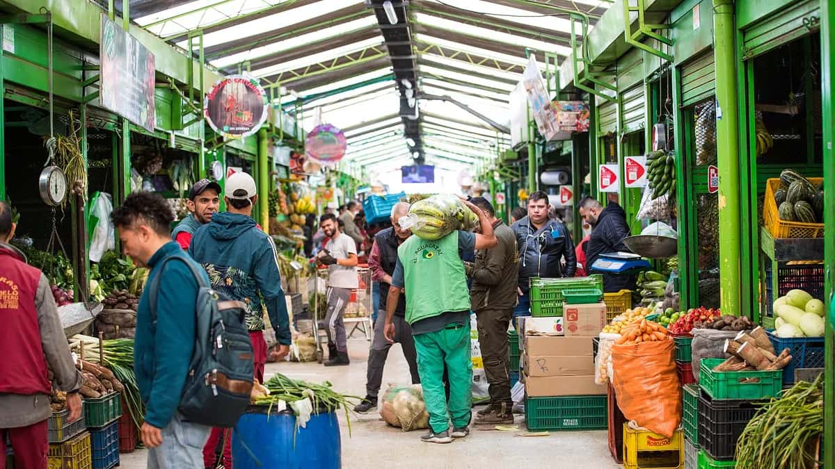Vegetable stalls in a Bogotá market