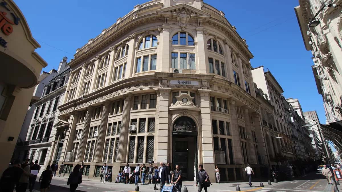 Argentina's ANSES pensions in November 2026: a 1.93% increase, the minimum and the bonus