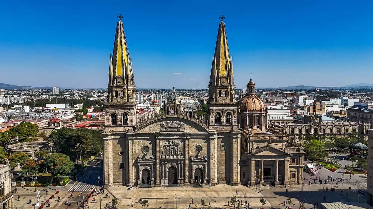 Crisis del agua en Guadalajara: tandeos en 627 colonias hasta marzo y qué días no habrá agua