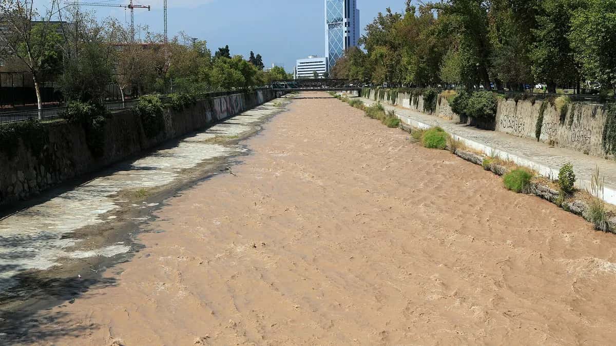 The Mapocho River flowing brown through Providencia, Santiago