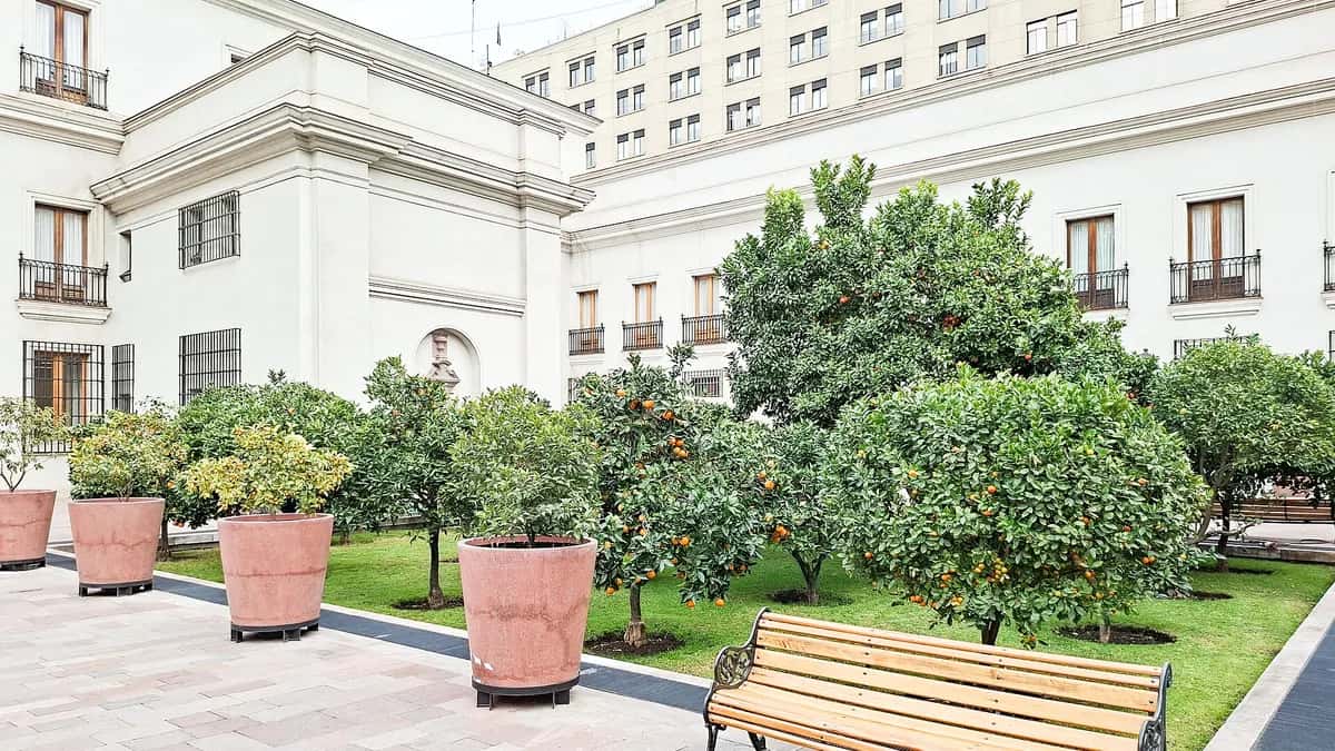 Pátio das Laranjeiras do Palácio de La Moneda, em Santiago