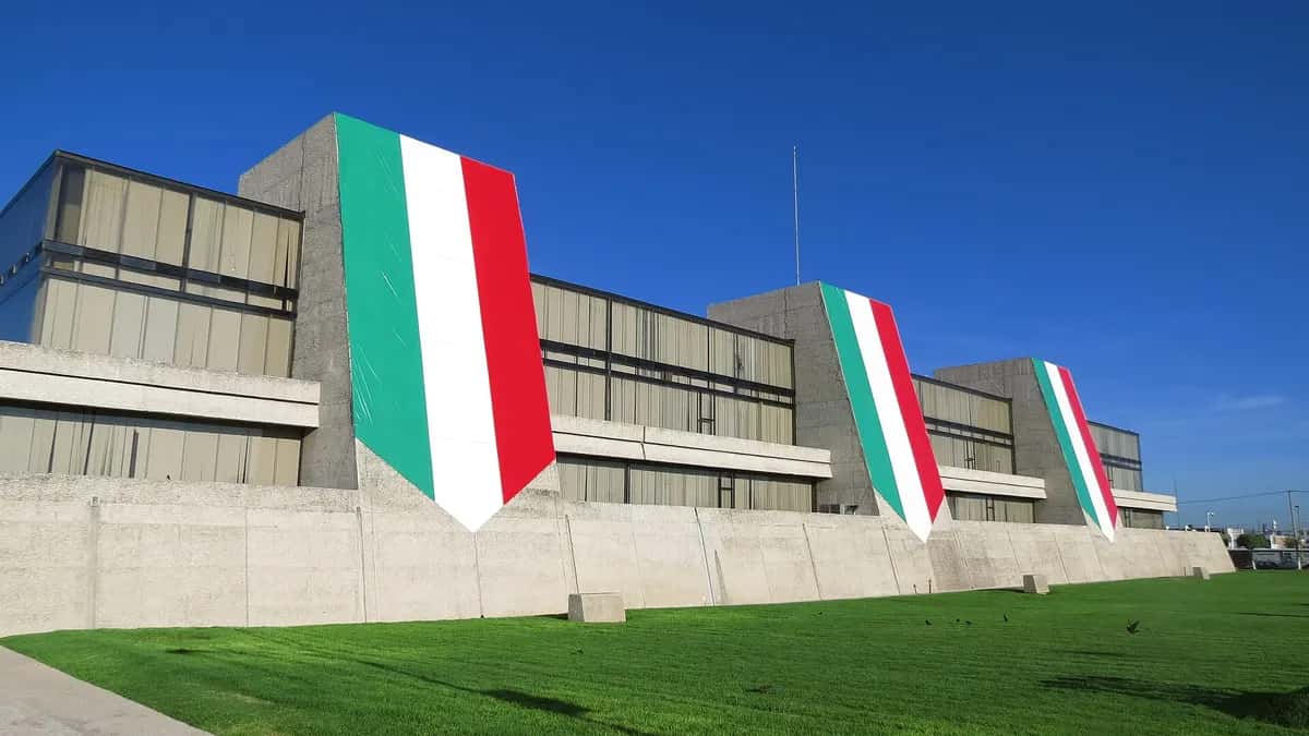 Inegi headquarters in Aguascalientes, with the Mexican flag painted on the facade