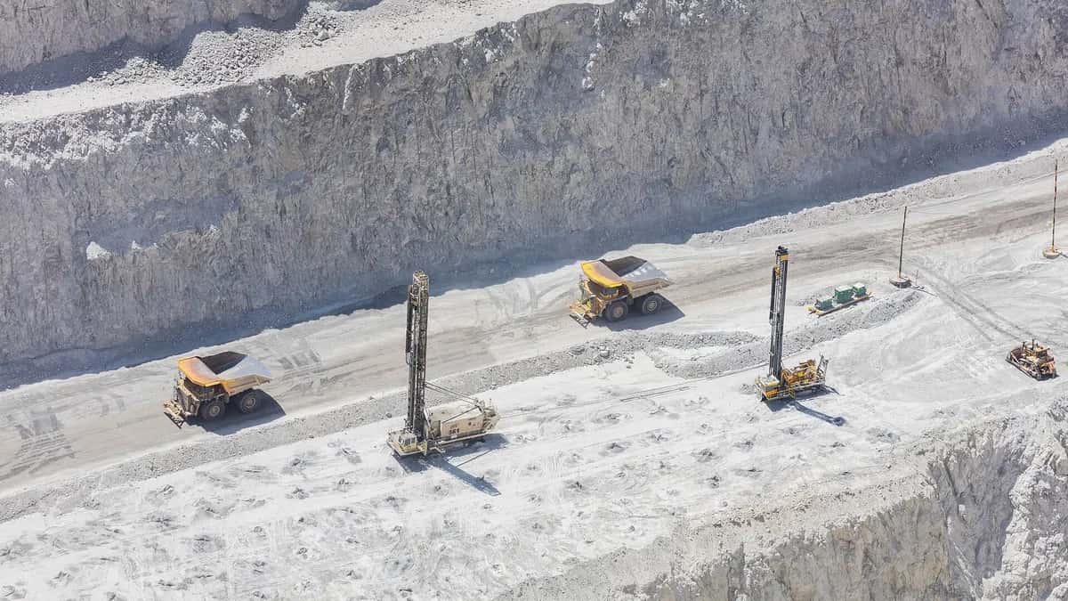 Cuánto gana un ingeniero civil industrial en Chile: sueldo al cuarto año por universidad